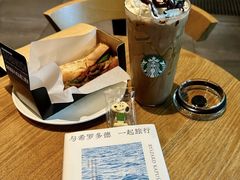 -星巴克(北新泾店)