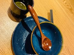 餐具摆设-麦麦山云南菜(复地活力城店)
