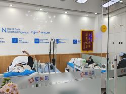 -靓芙泉专研痘痘肌