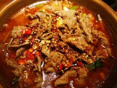 自贡水煮牛肉-懒人盐府人家·自贡大麻鱼(安贞店)