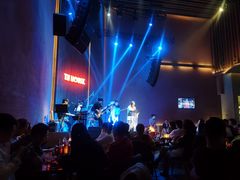 -TZ House音乐现场(来福士中心店)