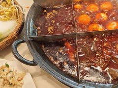 -岗上渣渣老火锅(两路口店)