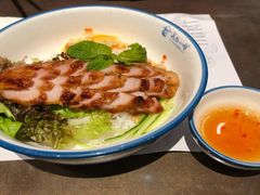 -美奈小馆·越南料理(中航城君尚购物中心店)