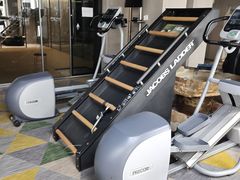 -立峰超越健身中心(先天下店)