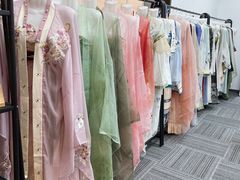 -汉仪华裳汉服馆(豫园店)
