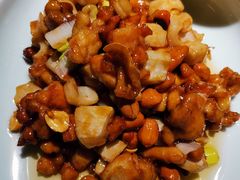 宫保鸡丁-酸婆娘江湖川菜(紫竹路店)