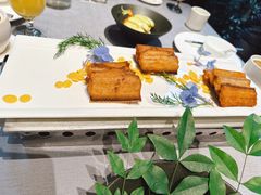 -老房子金沙元年川菜食府·花园餐厅(金沙店)