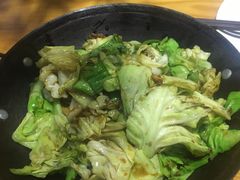 干锅手撕包菜-原鄉本味 楚菜 丹江口鱼(北苑店)