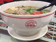 -桥香园正宗过桥米线(机场五店)