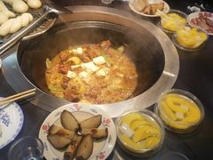 -高家小院铁锅炖大鹅(哈西高铁站店)