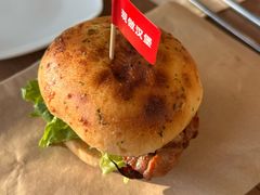 -必胜客(白广路店)