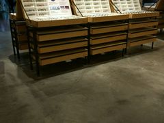 -JINS(上海环球金融中心店)