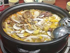-菌之家·专业纯野生菌火锅·特色炒菌