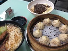 -食惠里小笼包面馆(越秀店)