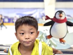 -正佳冰河湾真冰滑冰场