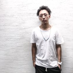 -Godhands美发设计沙龙