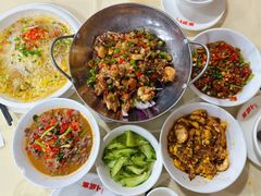 -笨罗卜浏阳菜馆(太平街店)