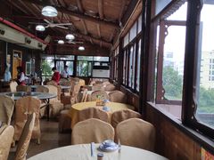 -鲤鱼塘农家山庄