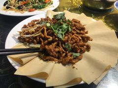 -芳林嫂 湖边边巧媳妇渔家菜馆