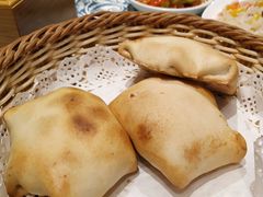 馕坑烤包子-巴扎美食·新疆菜·西域歌舞表演餐厅(新疆大厦店)