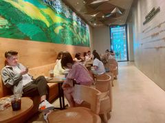 大堂-星巴克臻选(杭州嘉里中心1F店)