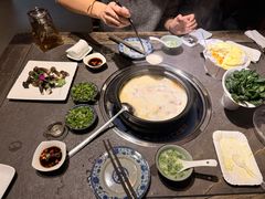-大匠工房古船木艺术餐厅·猪肚鸡专门店(长白仙岛店)