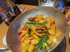 -隔壁老王·家常云南菜(花巷店)