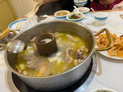 -朴小妹人参鸡汤火锅(长白山万达店)
