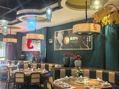 -黄泥岗·地道湖北菜(奥特莱斯店)