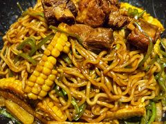 精选肋排焖面-金豆角砂锅焖面(安贞店)