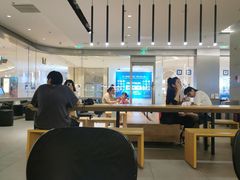 -喜茶(杭州滨江宝龙店)