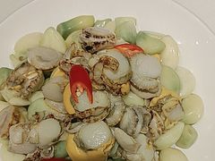 -赶海部落海鲜城(海阳路店)