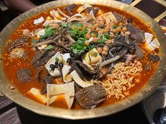 -张翻越·川渝冒菜·武汉黑鸭煲(城北万象城店)