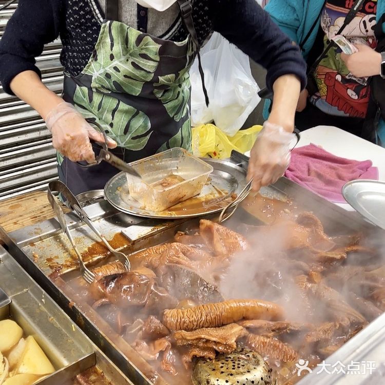 澳门美食丨蹲点等开摊,只为一尝的明记牛杂🍢