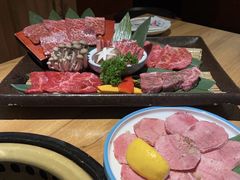-炼火烤肉店