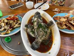 -龙湾海鲜渔村餐厅(亚龙湾店)