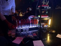 -TT CLUB 酒吧