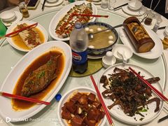 -巴陵全鱼席(湖南老字号汴河街店 )