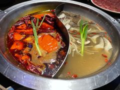-三个四川人火锅(华联商厦店)