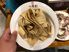 豆皮-小牛叔鲜切牛肉·火锅·烤肉自助(公济桥路店)