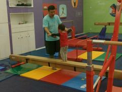 -小小运动馆(浦江店)