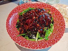 招牌焦糖黑叉烧-维园悦谱·海派家常菜(乌鲁木齐南路店)