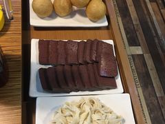 刀削面-陆记牛庄·碳锅龙虾烧烤(爱上花园店)