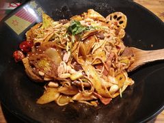 -拿渡麻辣香锅(银泰创意城店)