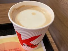 拿铁咖啡装-肯德基(南油店)