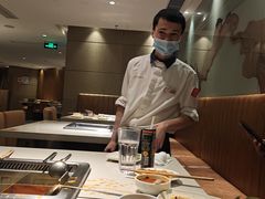 -海底捞火锅鲜切牛肉主题店(长寿路店)