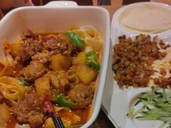 -耶里夏丽·新疆菜·28年喀什老馆(田林东路店)
