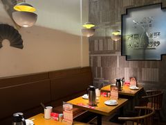 -爱碗亭·鲜炒湖南菜(壹城中心店)