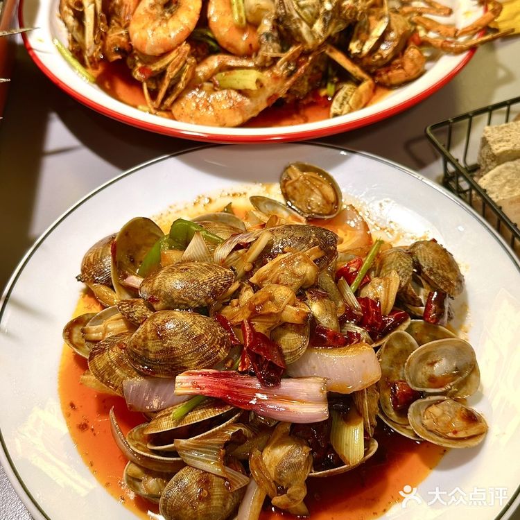 这家东北烧烤真的很好吃！