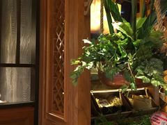 -云海肴·汽锅鸡·云南菜(天山百盛优客店)